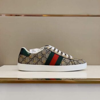 GUCCI ACE GG SUPREME SNEAKER WITH BEES - GCC001