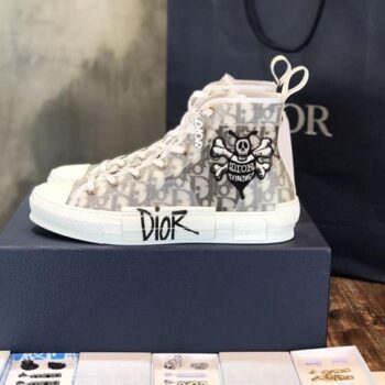 B23 OBLIQUE CANVAS BEE EMBROIDERY PATCH BLACK AND WHITE HIGH TOP SNEAKERS - CDO031