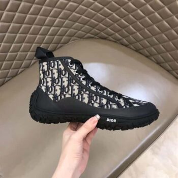 B28 High-Top Sneaker Beige And Black Dior Oblique Jacquard And Black Rubber - Cdo040