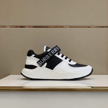 Burberry Logo Strap Sneakers - Bbr23
