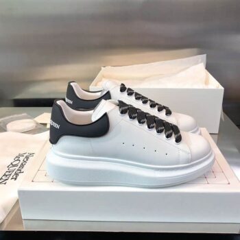 Alexander Mcqueen Oversized White Black Sneaker - Am043
