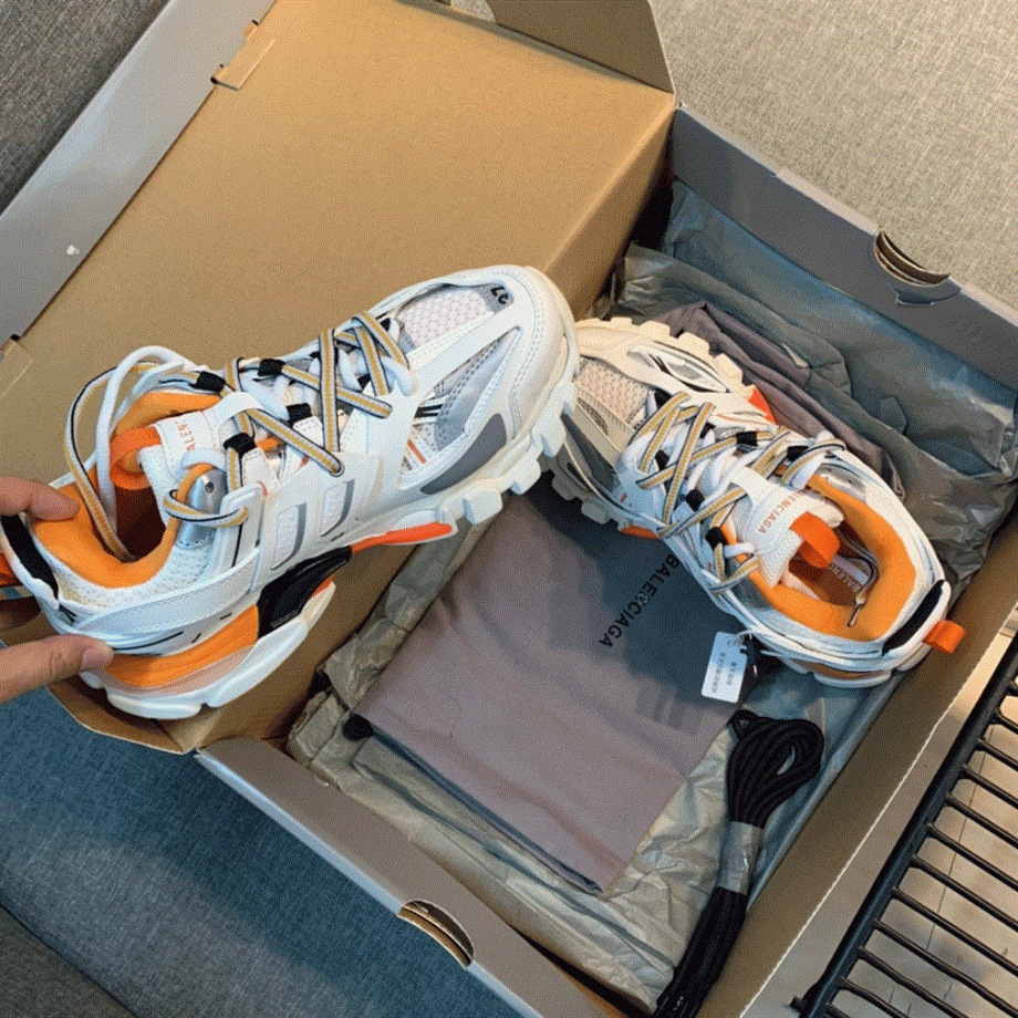 Balenciaga Track 3 Sneakers In White And Orange - Bb032