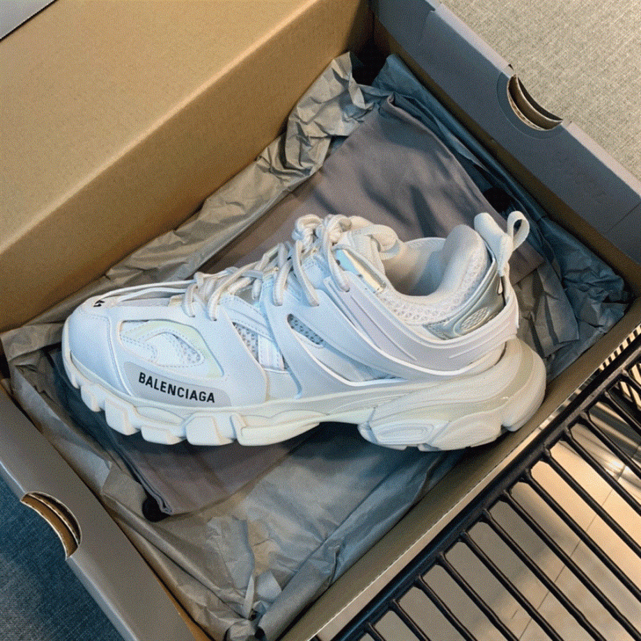 Balenciaga Track 3 Sneakers In White - Bb028