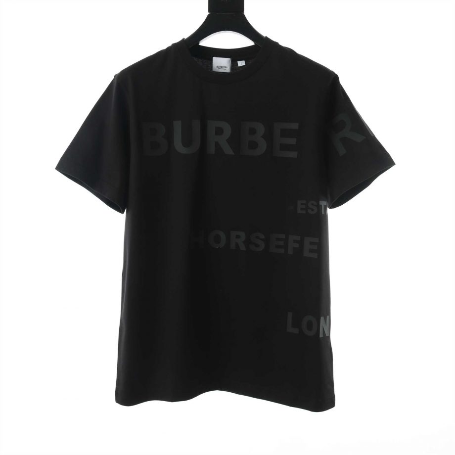 Burberry Horseferry Print Cotton Oversized T-Shirt - BBR040