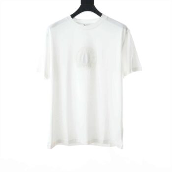"Burberry Logo-Print Cotton T-Shirt - BBR011"