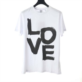Burberry Love Print Oversized T-Shirt - BBR006
