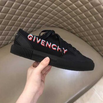 Givenchy Black Signature Light Tennis Sneaker - G39V