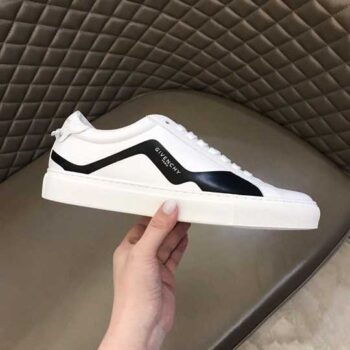 Givenchy Urban Street Low-Top Sneakers - G11V