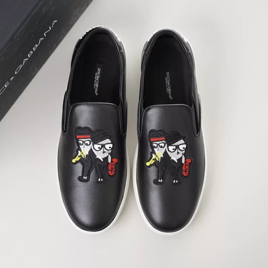 Dolce&Gabbana Slip on Black with unique shape - DG286
