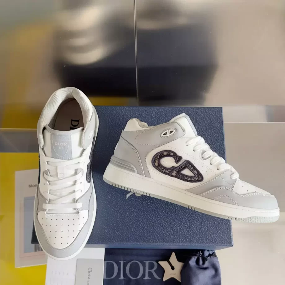 B57 Mid-Top Sneaker Gray and White Smooth Calfskin with Beige and Black Dior Oblique Jacquard - CDO109