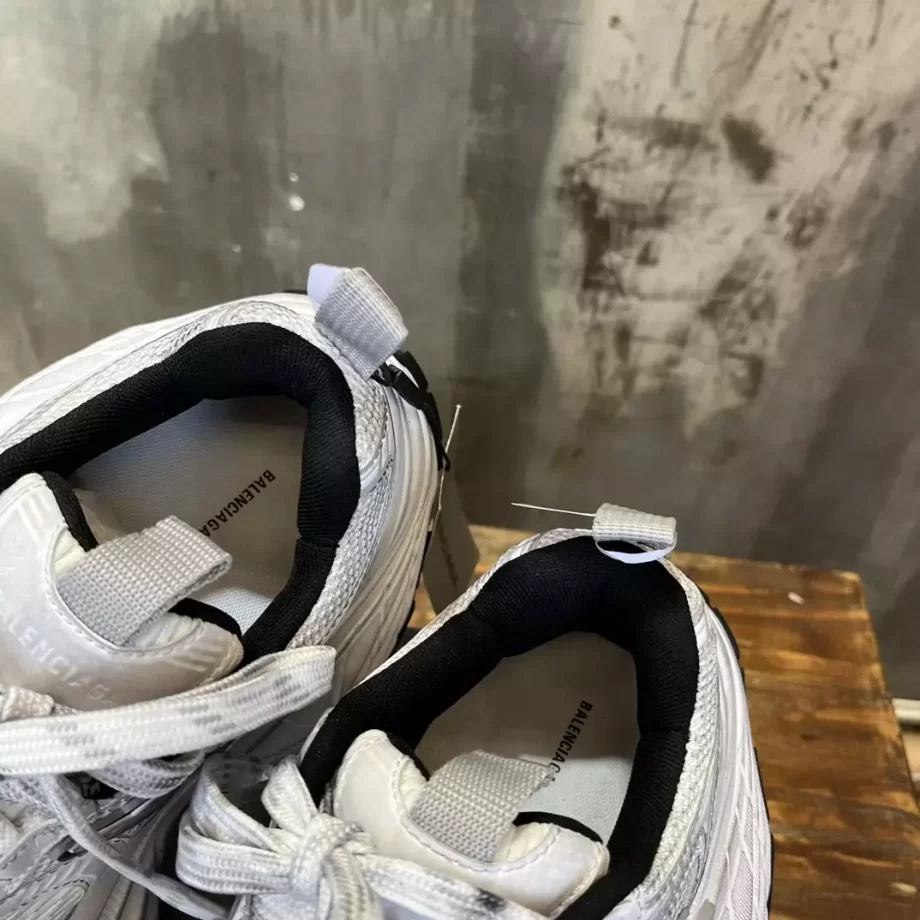 Balenciaga Men's 10XL Sneaker in White/Black/Gris - BB269