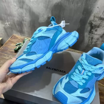 Balenciaga Men's 3XL Sneaker in Blue - BB274
